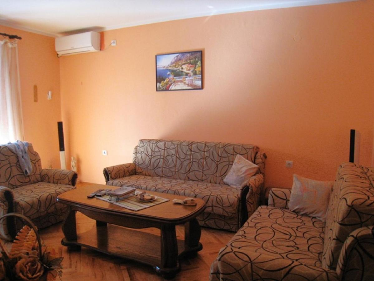 Apartment Stana Petrovac Bagian luar foto